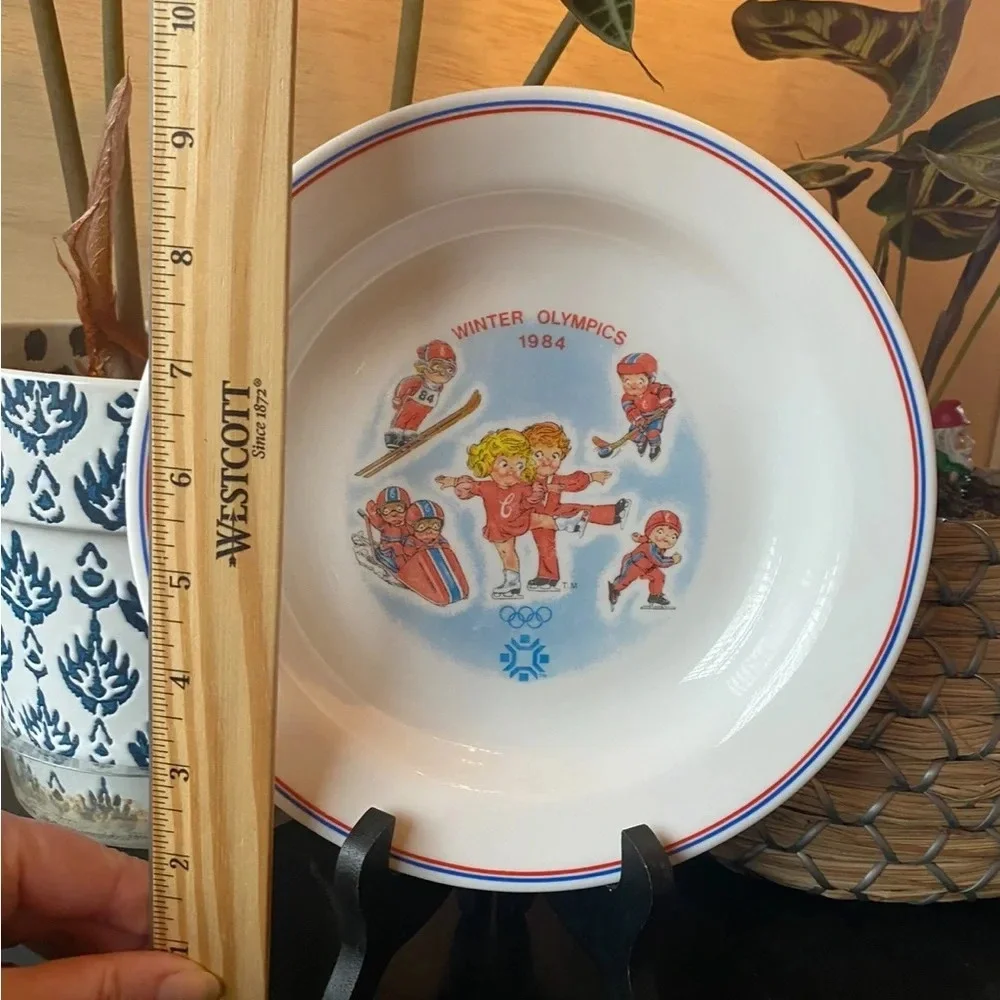 VINTAGE 1984 Campbell Soup Winter Olympics Shallow Bowl - Collector’s Item